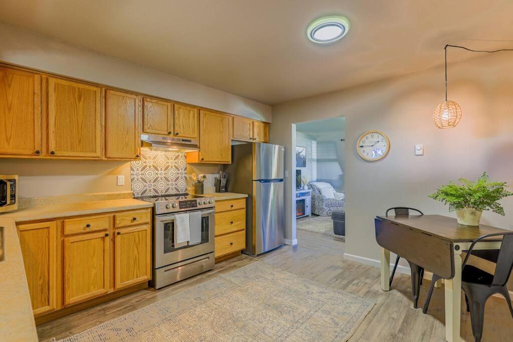 The Pathside Cottage Монтроуз Екстериор снимка