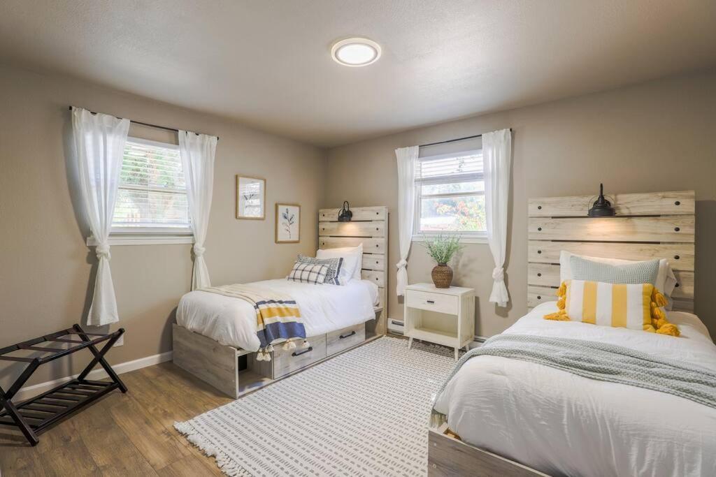 The Pathside Cottage Монтроуз Екстериор снимка