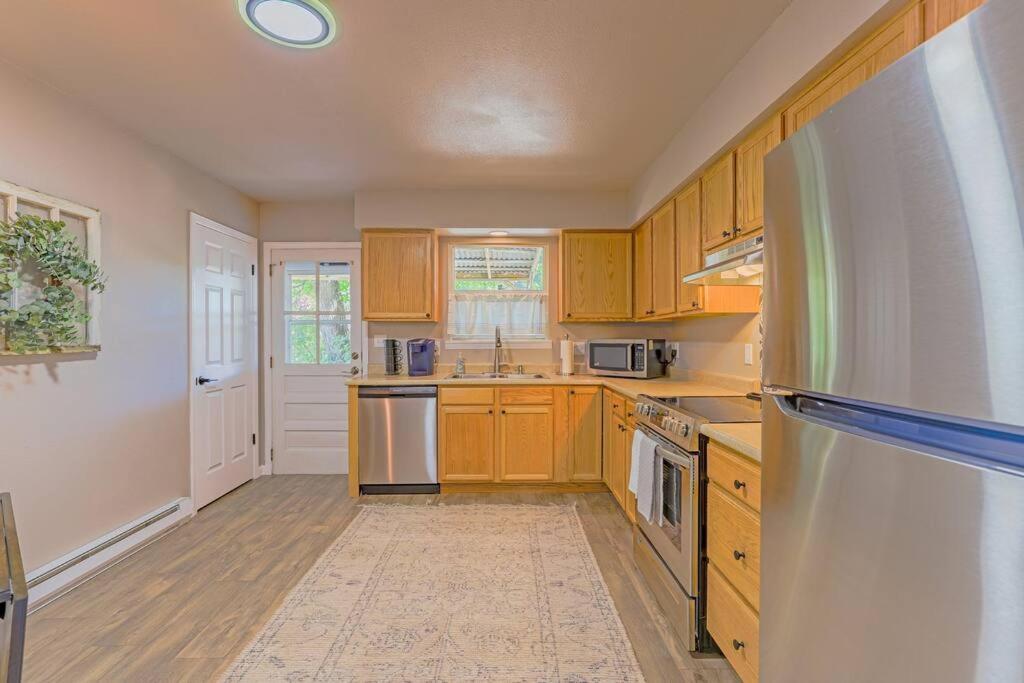 The Pathside Cottage Монтроуз Екстериор снимка
